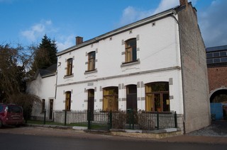 Un gîte de grande capacité dans un village calme 